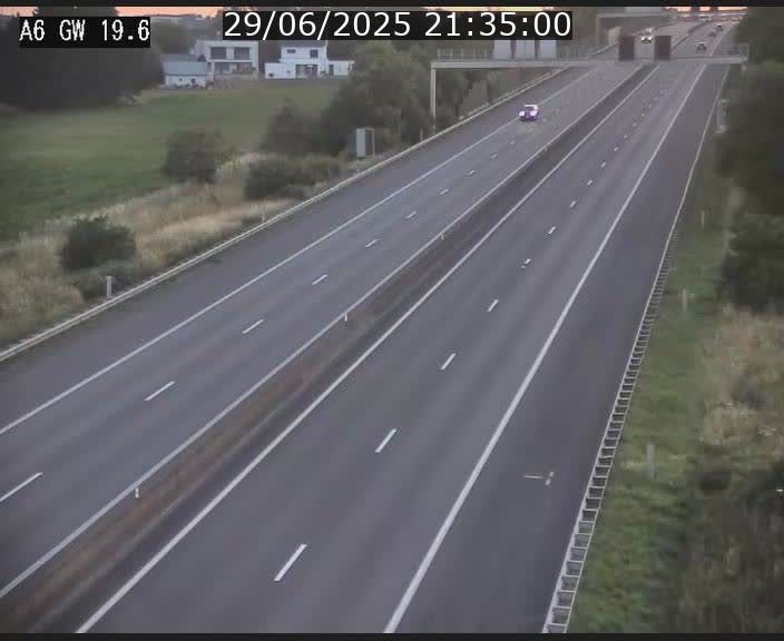 <h2>Traffic live webcam Luxembourg - Steinfort - A6 - BK 19.6 - direction Belgique</h2>