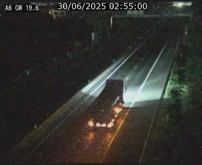 <h2>Traffic live webcam Luxembourg - Steinfort - A6 - BK 19.6 - direction Belgique</h2>