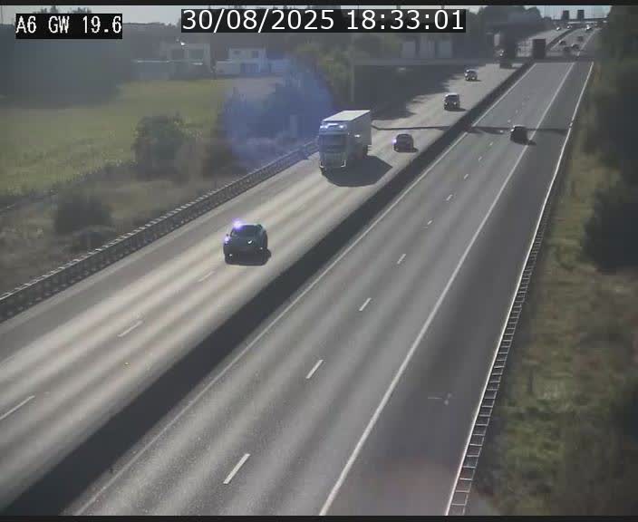 <h2>Traffic live webcam Luxembourg - Steinfort - A6 - BK 19.6 - direction Belgique</h2>