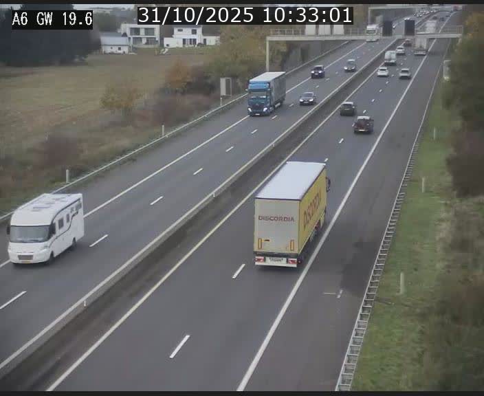 <h2>Traffic live webcam Luxembourg - Steinfort - A6 - BK 19.6 - direction Belgique</h2>