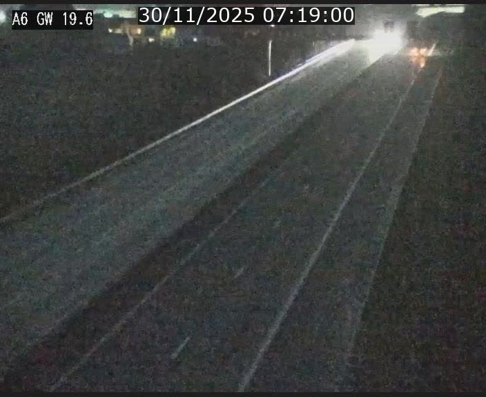 <h2>Traffic live webcam Luxembourg - Steinfort - A6 - BK 19.6 - direction Belgique</h2>