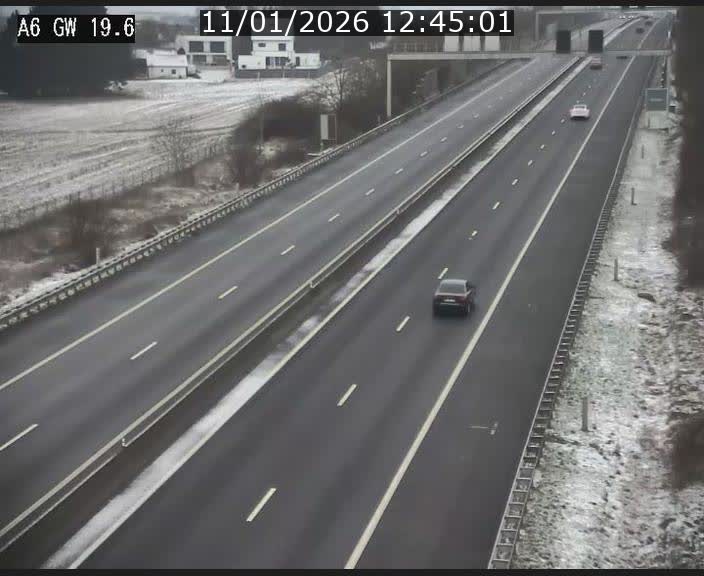 <h2>Traffic live webcam Luxembourg - Steinfort - A6 - BK 19.6 - direction Belgique</h2>