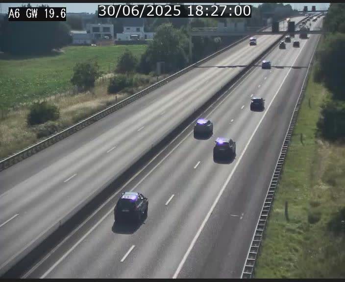 <h2>Traffic live webcam Luxembourg - Steinfort - A6 - BK 19.6 - direction Belgique</h2>