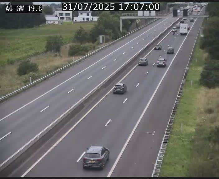<h2>Traffic live webcam Luxembourg - Steinfort - A6 - BK 19.6 - direction Belgique</h2>
