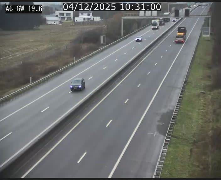 <h2>Traffic live webcam Luxembourg - Steinfort - A6 - BK 19.6 - direction Belgique</h2>