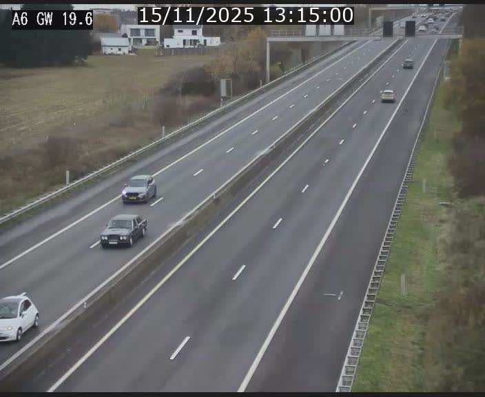 <h2>Traffic live webcam Luxembourg - Steinfort - A6 - BK 19.6 - direction Belgique</h2>