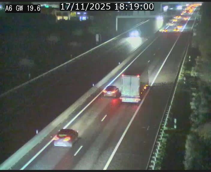 <h2>Traffic live webcam Luxembourg - Steinfort - A6 - BK 19.6 - direction Belgique</h2>