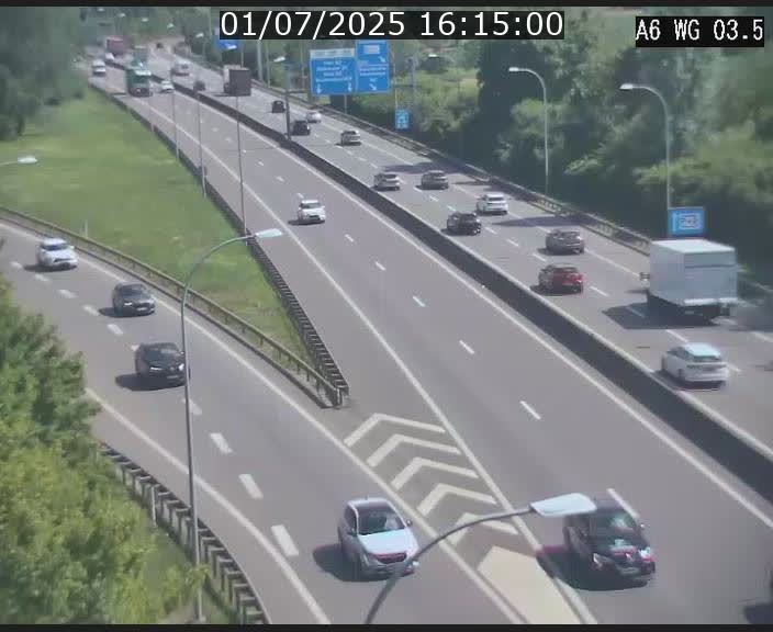 Traffic live webcam Luxembourg - Croix de Cessange - A6 - BK 3.5 - direction France/Allemagne