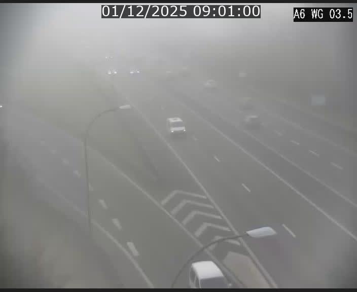 <h2>Traffic live webcam Luxembourg - Croix de Cessange - A6 - BK 3.5 - direction France/Allemagne</h2>