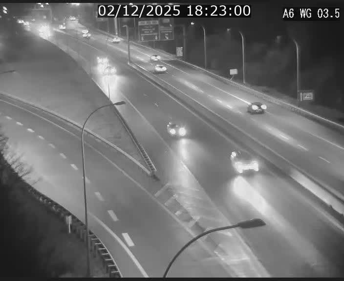 <h2>Traffic live webcam Luxembourg - Croix de Cessange - A6 - BK 3.5 - direction France/Allemagne</h2>