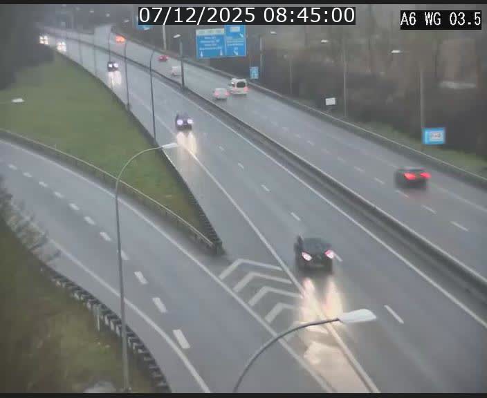 <h2>Traffic live webcam Luxembourg - Croix de Cessange - A6 - BK 3.5 - direction France/Allemagne</h2>