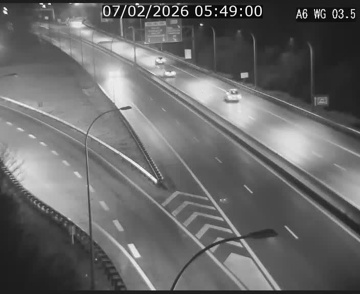 <h2>Traffic live webcam Luxembourg - Croix de Cessange - A6 - BK 3.5 - direction France/Allemagne</h2>