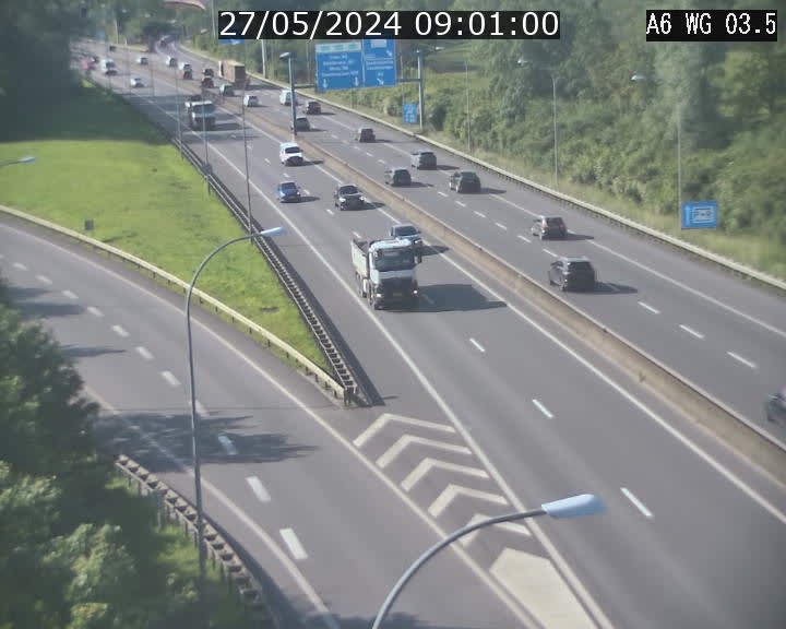 Traffic live webcam Luxembourg - Croix de Cessange - A6 - BK 3.5 - direction France/Allemagne