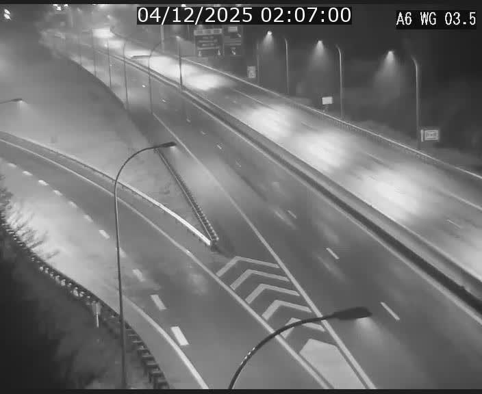 <h2>Traffic live webcam Luxembourg - Croix de Cessange - A6 - BK 3.5 - direction France/Allemagne</h2>