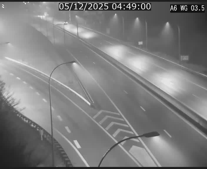 <h2>Traffic live webcam Luxembourg - Croix de Cessange - A6 - BK 3.5 - direction France/Allemagne</h2>