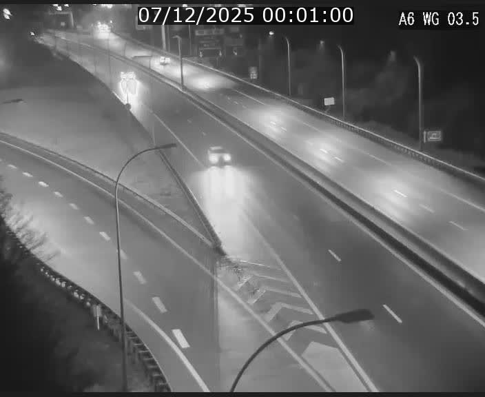 <h2>Traffic live webcam Luxembourg - Croix de Cessange - A6 - BK 3.5 - direction France/Allemagne</h2>
