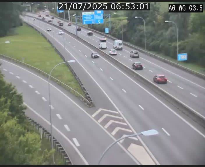 Traffic live webcam Luxembourg - Croix de Cessange - A6 - BK 3.5 - direction France/Allemagne