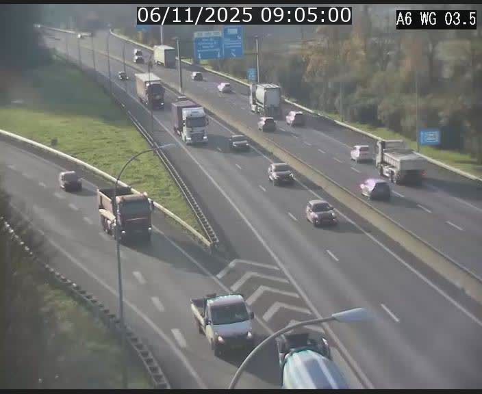 <h2>Traffic live webcam Luxembourg - Croix de Cessange - A6 - BK 3.5 - direction France/Allemagne</h2>