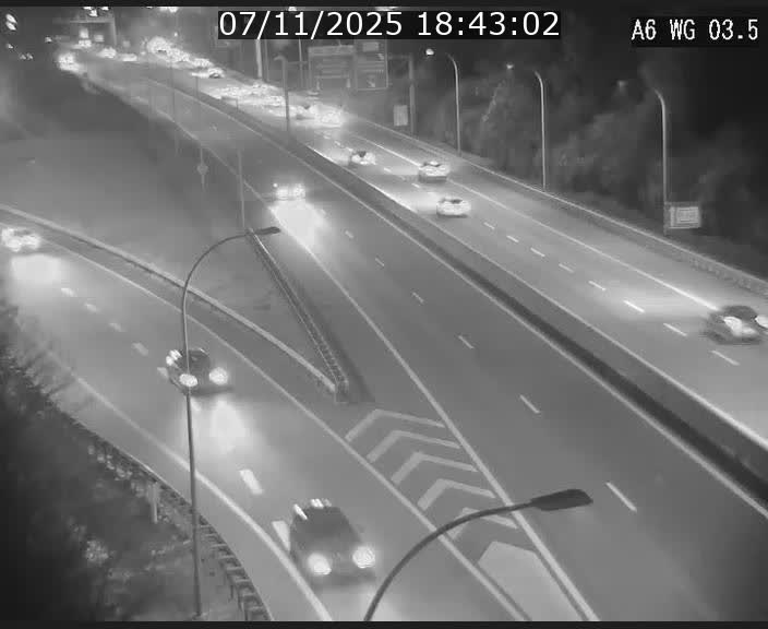 <h2>Traffic live webcam Luxembourg - Croix de Cessange - A6 - BK 3.5 - direction France/Allemagne</h2>