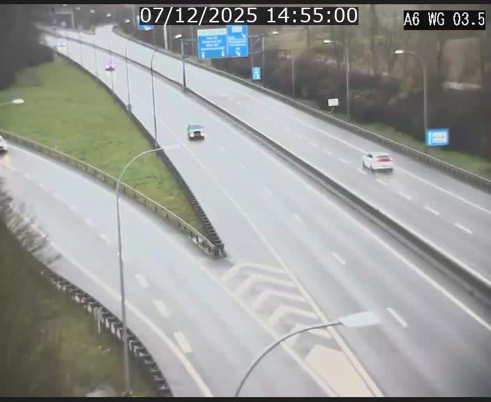 <h2>Traffic live webcam Luxembourg - Croix de Cessange - A6 - BK 3.5 - direction France/Allemagne</h2>