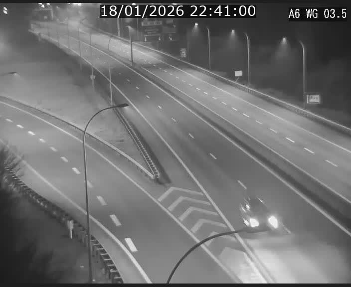 <h2>Traffic live webcam Luxembourg - Croix de Cessange - A6 - BK 3.5 - direction France/Allemagne</h2>
