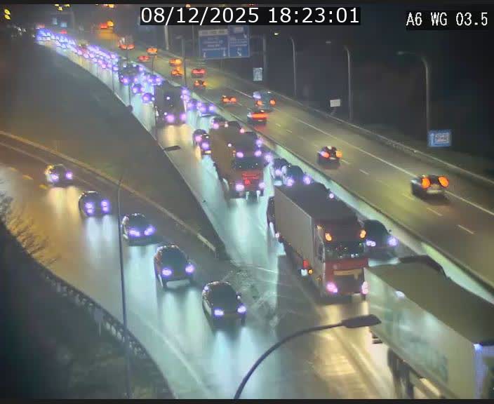 <h2>Traffic live webcam Luxembourg - Croix de Cessange - A6 - BK 3.5 - direction France/Allemagne</h2>