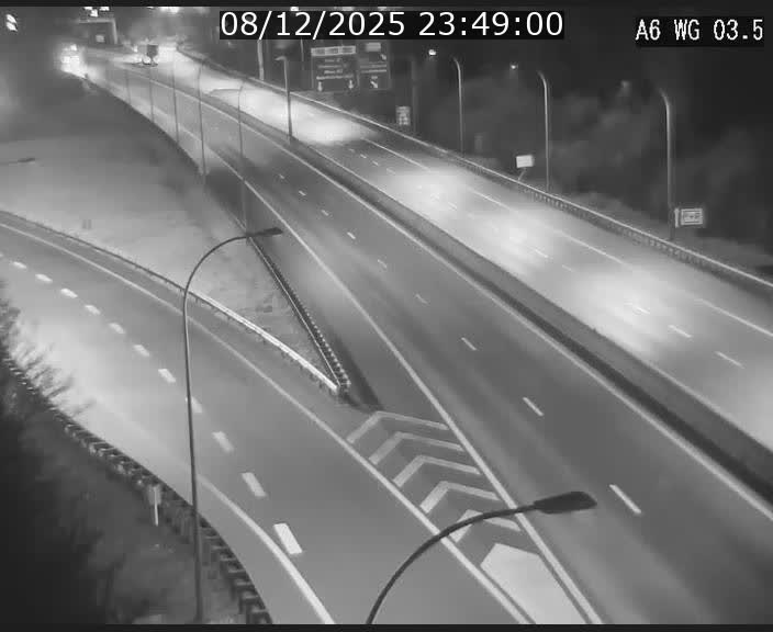 <h2>Traffic live webcam Luxembourg - Croix de Cessange - A6 - BK 3.5 - direction France/Allemagne</h2>
