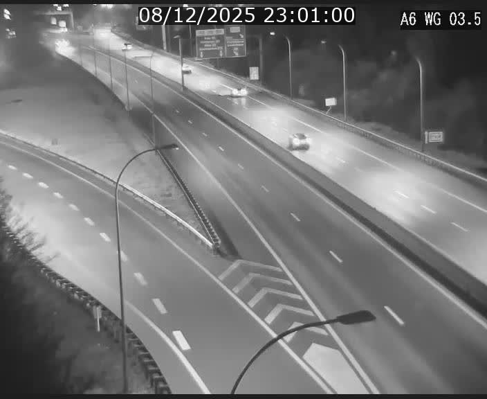 <h2>Traffic live webcam Luxembourg - Croix de Cessange - A6 - BK 3.5 - direction France/Allemagne</h2>