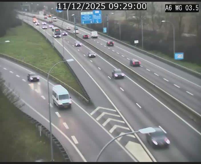 <h2>Traffic live webcam Luxembourg - Croix de Cessange - A6 - BK 3.5 - direction France/Allemagne</h2>