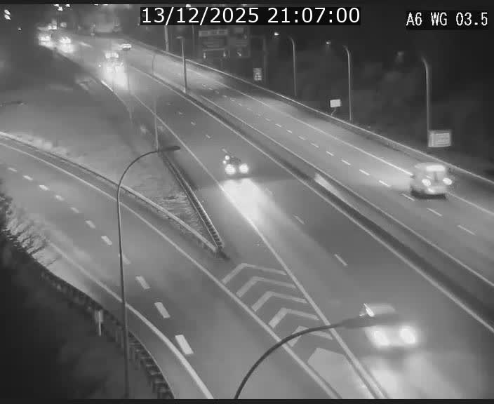 <h2>Traffic live webcam Luxembourg - Croix de Cessange - A6 - BK 3.5 - direction France/Allemagne</h2>
