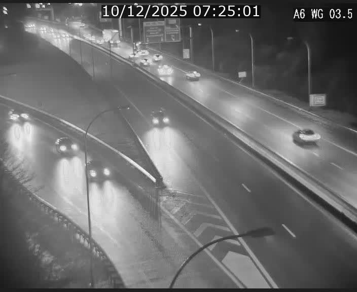 <h2>Traffic live webcam Luxembourg - Croix de Cessange - A6 - BK 3.5 - direction France/Allemagne</h2>