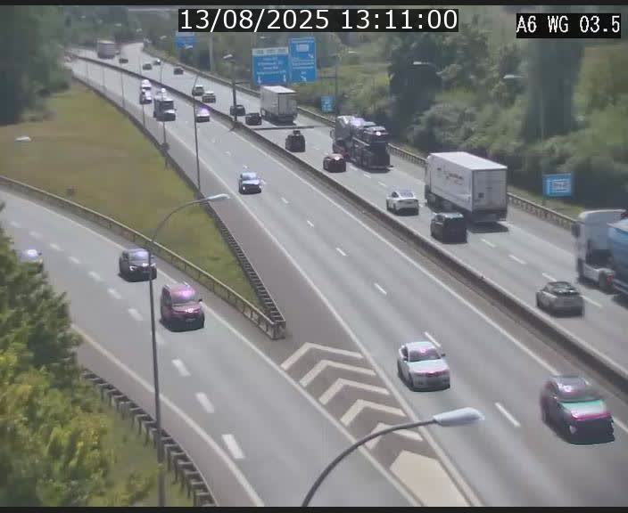 <h2>Traffic live webcam Luxembourg - Croix de Cessange - A6 - BK 3.5 - direction France/Allemagne</h2>