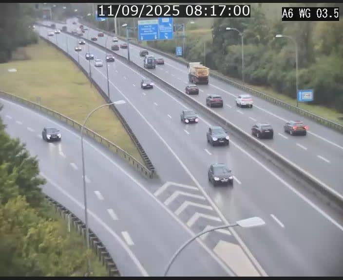 <h2>Traffic live webcam Luxembourg - Croix de Cessange - A6 - BK 3.5 - direction France/Allemagne</h2>