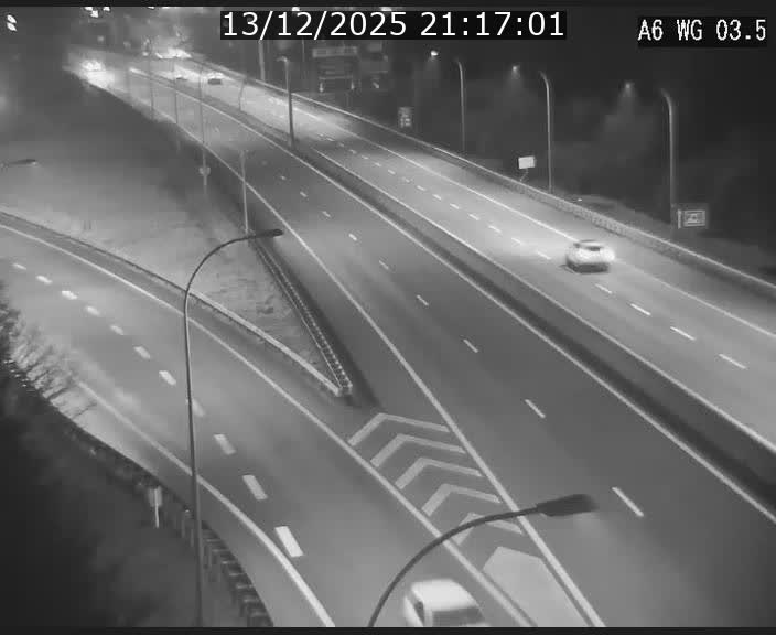 <h2>Traffic live webcam Luxembourg - Croix de Cessange - A6 - BK 3.5 - direction France/Allemagne</h2>