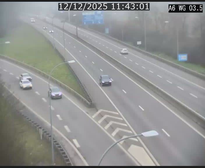 <h2>Traffic live webcam Luxembourg - Croix de Cessange - A6 - BK 3.5 - direction France/Allemagne</h2>