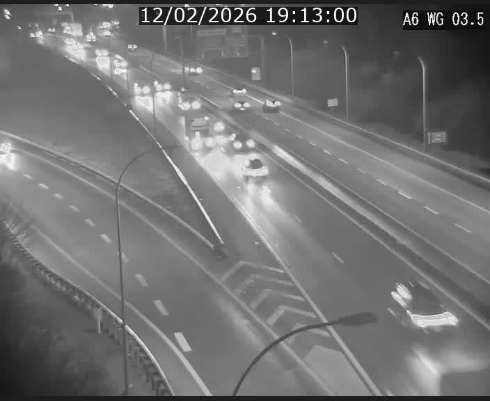 <h2>Traffic live webcam Luxembourg - Croix de Cessange - A6 - BK 3.5 - direction France/Allemagne</h2>