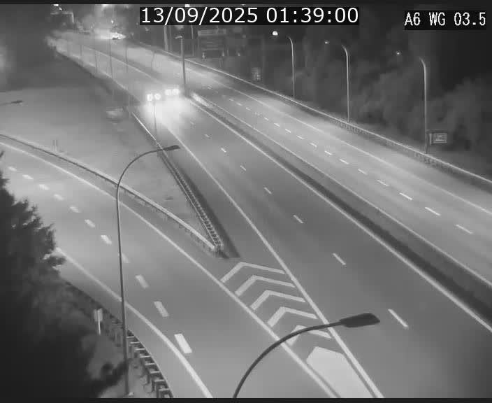 <h2>Traffic live webcam Luxembourg - Croix de Cessange - A6 - BK 3.5 - direction France/Allemagne</h2>