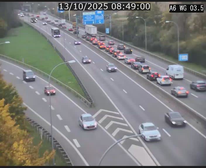 <h2>Traffic live webcam Luxembourg - Croix de Cessange - A6 - BK 3.5 - direction France/Allemagne</h2>