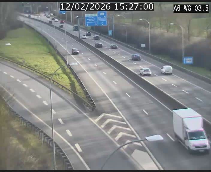 <h2>Traffic live webcam Luxembourg - Croix de Cessange - A6 - BK 3.5 - direction France/Allemagne</h2>