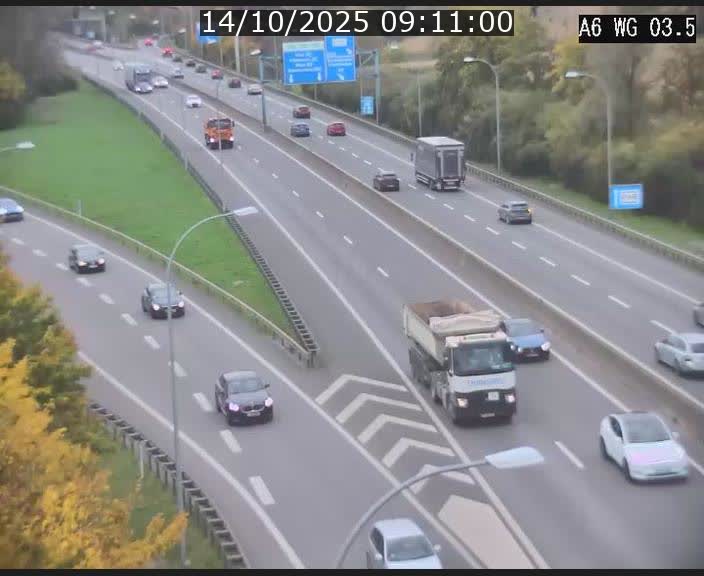 <h2>Traffic live webcam Luxembourg - Croix de Cessange - A6 - BK 3.5 - direction France/Allemagne</h2>