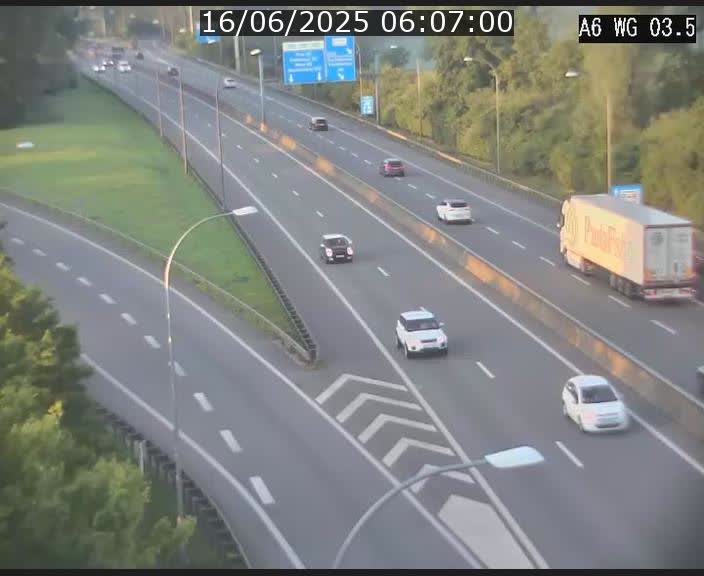 Traffic live webcam Luxembourg - Croix de Cessange - A6 - BK 3.5 - direction France/Allemagne