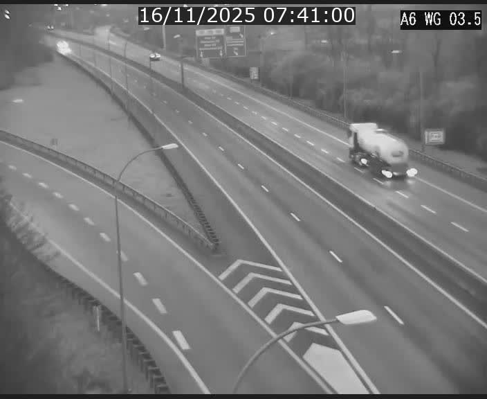Traffic live webcam Luxembourg - Croix de Cessange - A6 - BK 3.5 - direction France/Allemagne