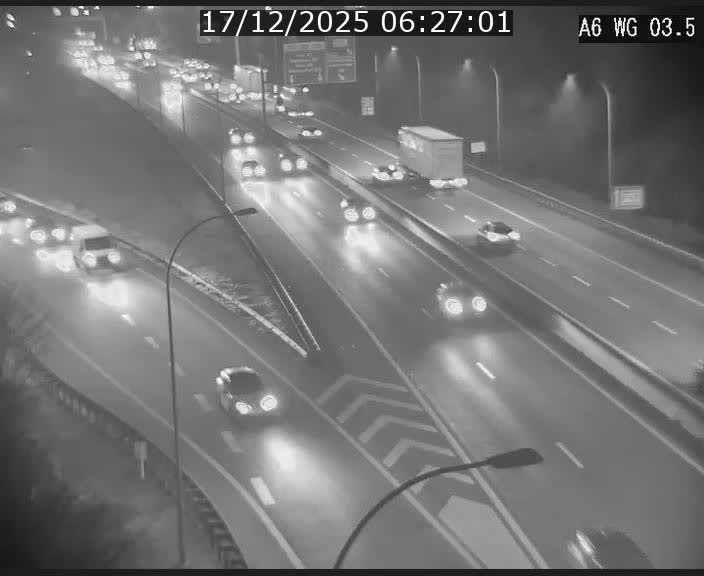 <h2>Traffic live webcam Luxembourg - Croix de Cessange - A6 - BK 3.5 - direction France/Allemagne</h2>
