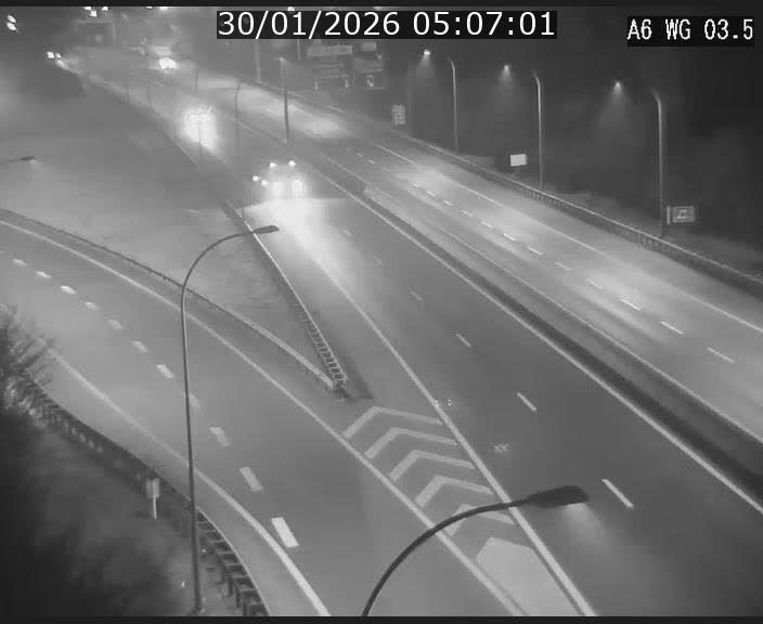 <h2>Traffic live webcam Luxembourg - Croix de Cessange - A6 - BK 3.5 - direction France/Allemagne</h2>
