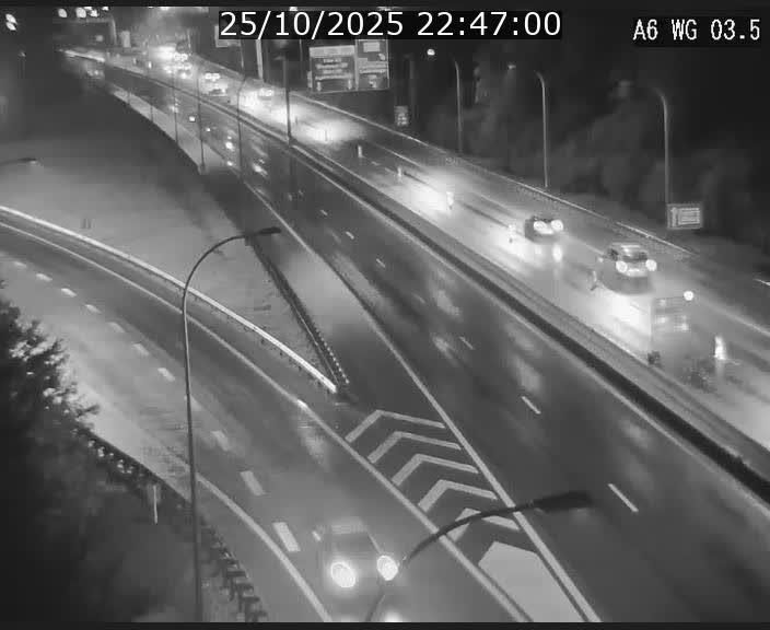 <h2>Traffic live webcam Luxembourg - Croix de Cessange - A6 - BK 3.5 - direction France/Allemagne</h2>