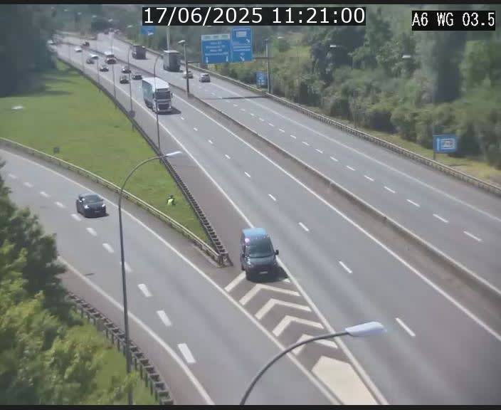 Traffic live webcam Luxembourg - Croix de Cessange - A6 - BK 3.5 - direction France/Allemagne