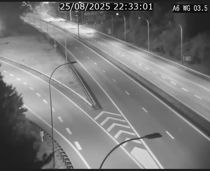 <h2>Traffic live webcam Luxembourg - Croix de Cessange - A6 - BK 3.5 - direction France/Allemagne</h2>