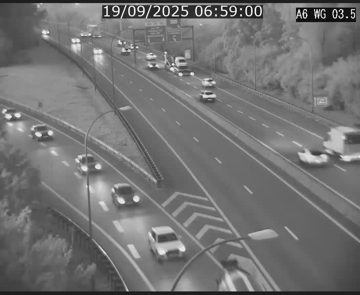 Traffic live webcam Luxembourg - Croix de Cessange - A6 - BK 3.5 - direction France/Allemagne