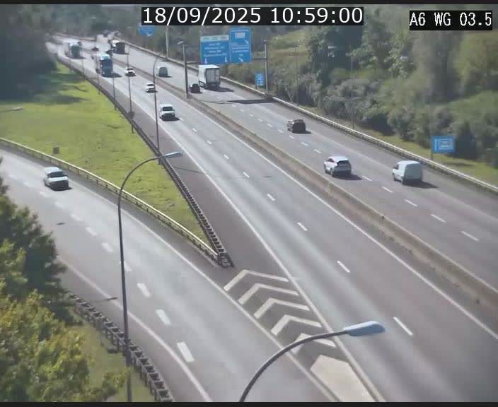 <h2>Traffic live webcam Luxembourg - Croix de Cessange - A6 - BK 3.5 - direction France/Allemagne</h2>