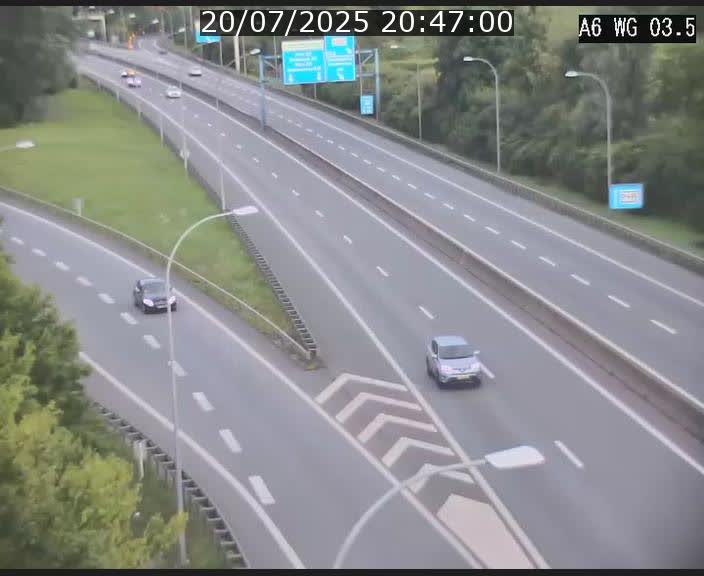 Traffic live webcam Luxembourg - Croix de Cessange - A6 - BK 3.5 - direction France/Allemagne